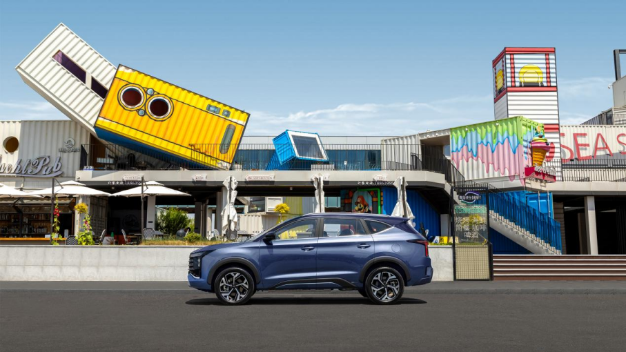 9.98-14.98万元  大七座电混SUV  4008云顶集团X8 E家正式上市2326.png
